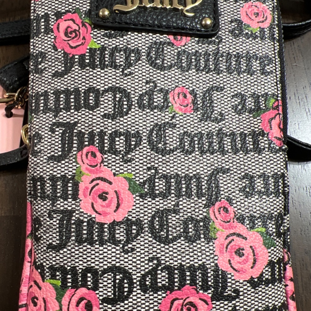 Juicy Couture Small Crossbody - Picture 2 of 6